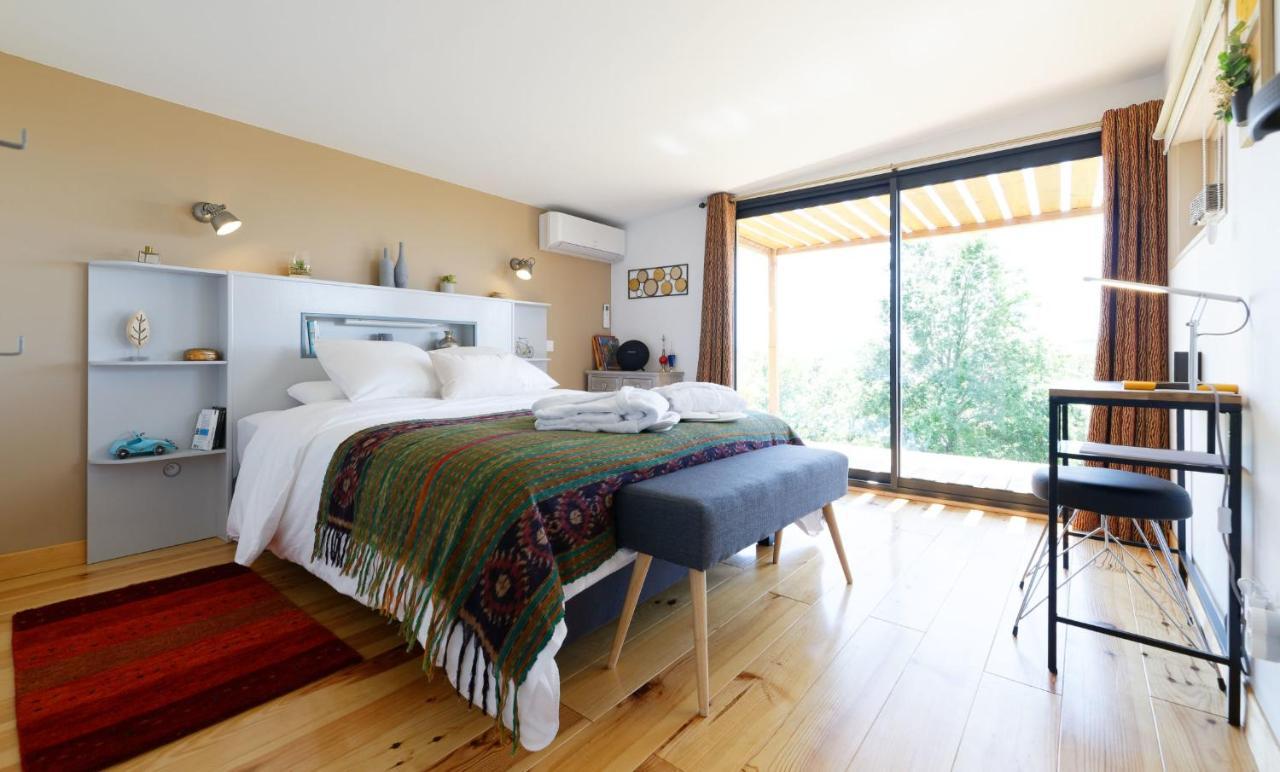 Chambre D'Hotes De Charme A La Maison Bleue Savignac-Mona Kültér fotó
