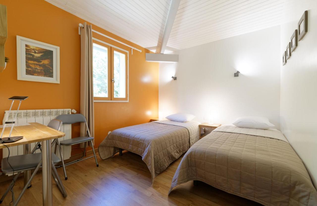 Chambre D'Hotes De Charme A La Maison Bleue Savignac-Mona Kültér fotó