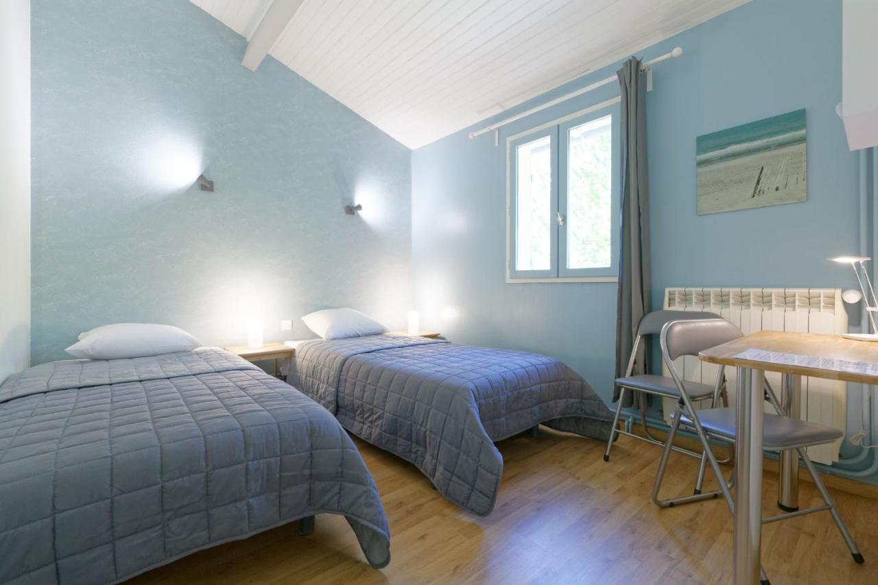 Chambre D'Hotes De Charme A La Maison Bleue Savignac-Mona Kültér fotó
